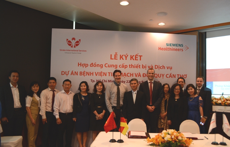 Siemens[-]Healthineers[-]cung[-]cấp[-]gói[-]thiết[-]bị[-]y[-]tế[-]cho[-]bệnh[-]viện[-]đột[-]quỵ[-]đầu[-]tiên[-]tại[-]ĐBSCL